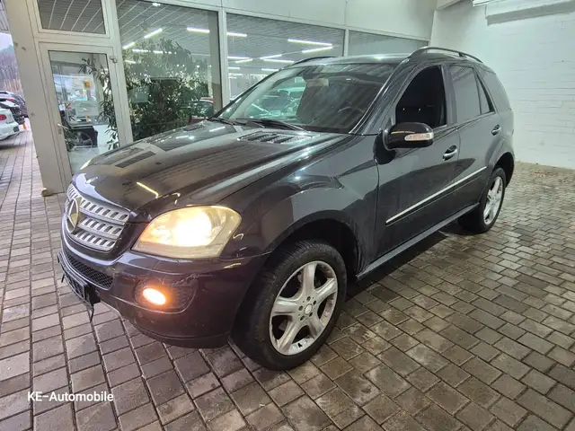 Mercedes-Benz ML 280 CDI "TÜV u. REIFEN NEU!!!!"