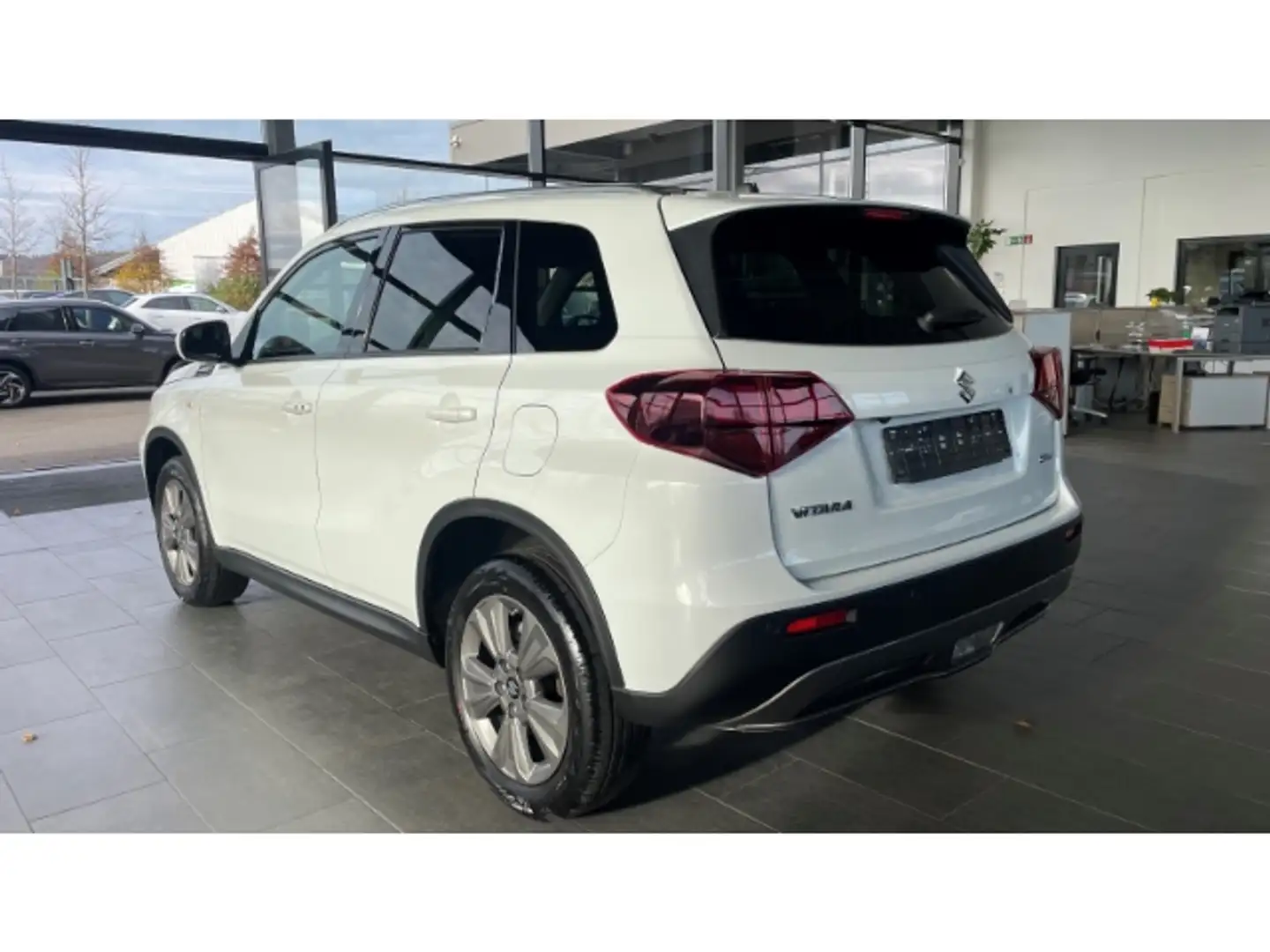Suzuki Vitara 1.4 Comfort Facelift AHK Navi LED Kamera ACC SitzH Weiß - 2