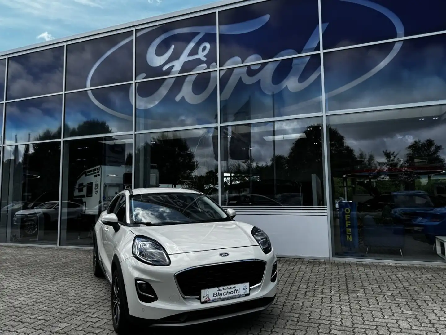 Ford Puma 1.0 EcoBoost Aut. TITANIUM Alb - 2