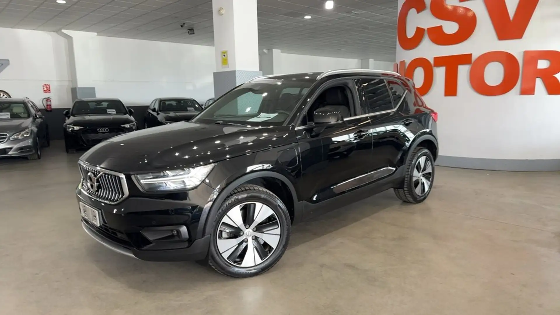 Volvo XC40 T5 RECHARGE 262 MOMENTUM - 2