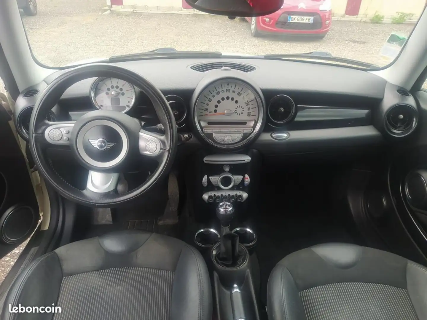 MINI Cooper Clubman 1.6 d 110ch Weiß - 2