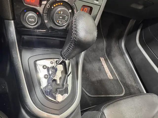 Peugeot 308 view 16