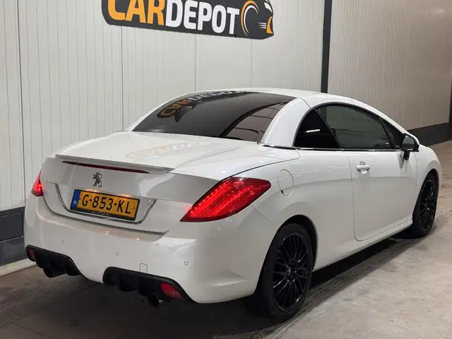 Peugeot 308 view 6