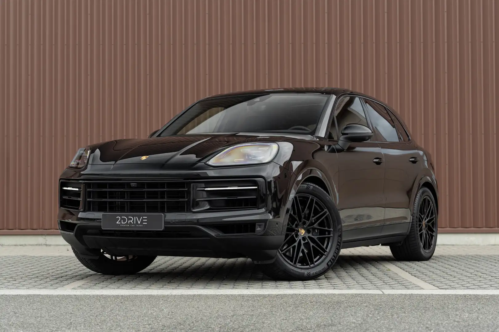 Porsche Cayenne 3.0 V6 E-Hybrid PHEV | 470 pk | 35 gr. | New model Zwart - 1