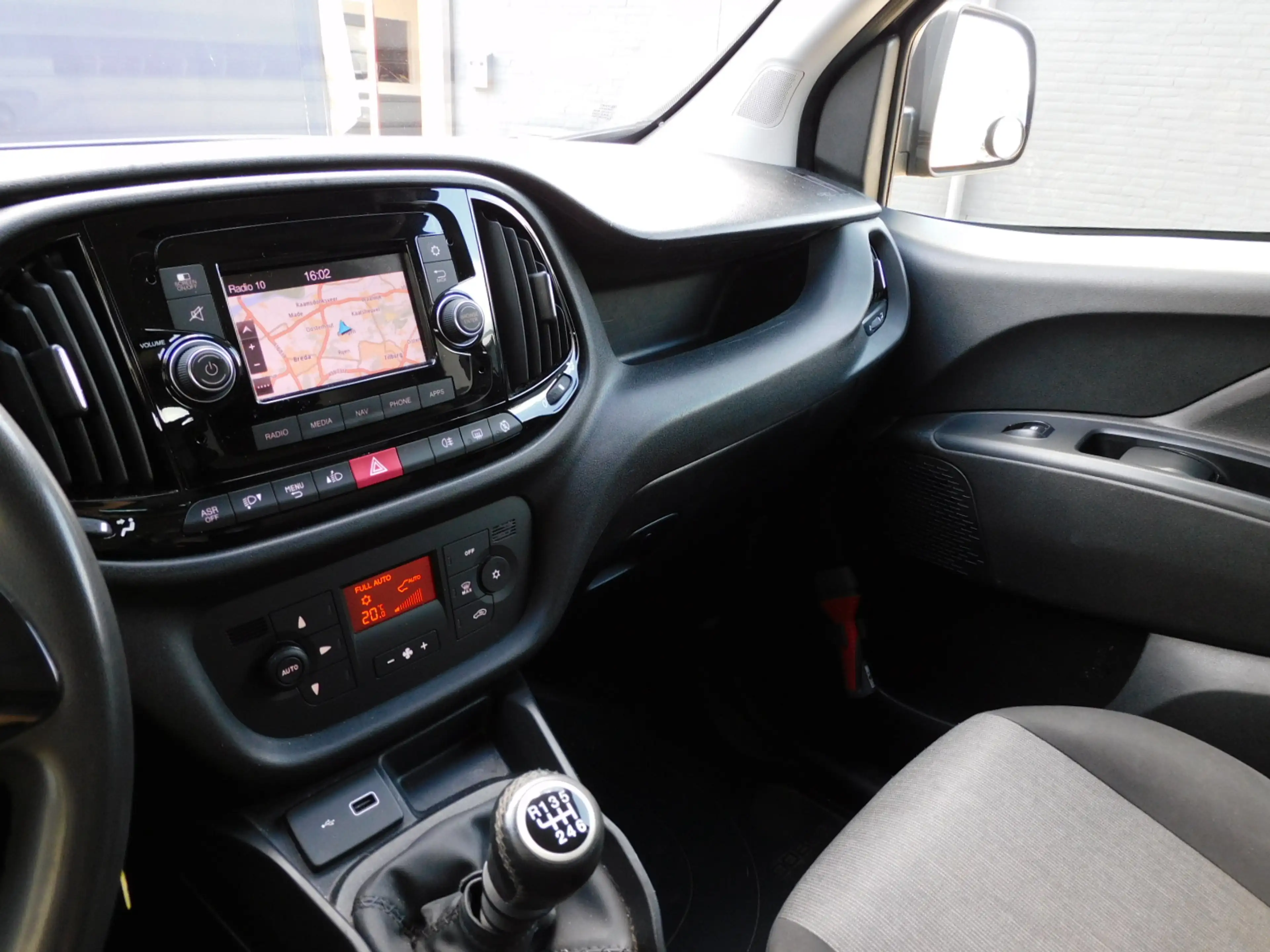 Fiat Doblo Cargo 1.6 MJ L2H2 XL SX 2e EIGENAAR! NAVI! BLUETOO — photo 20