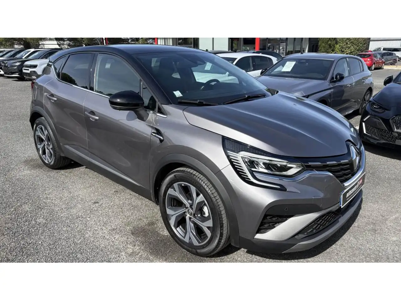 Renault Captur — photo 30