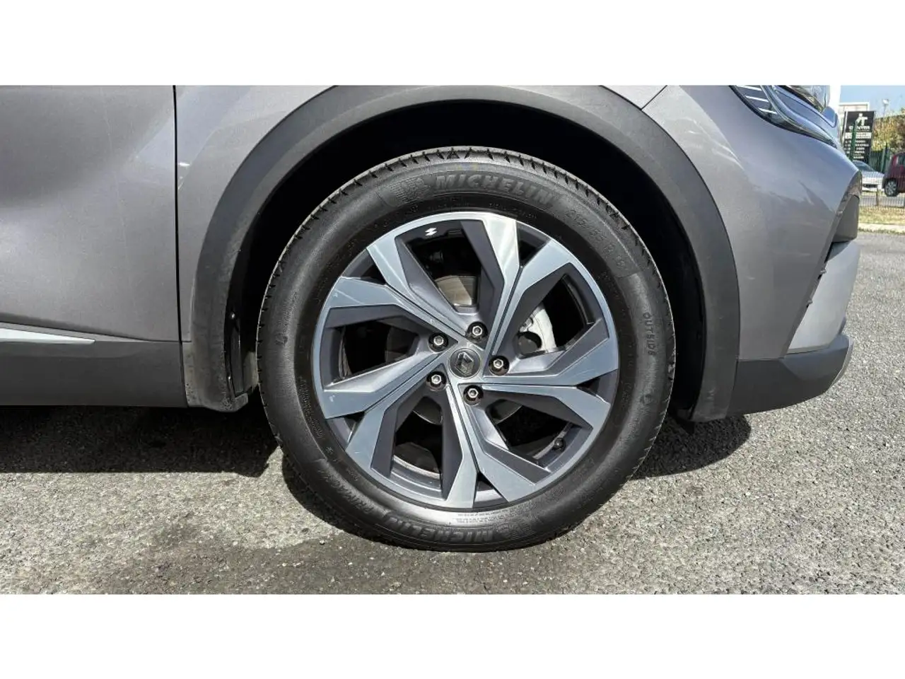 Renault Captur — photo 24