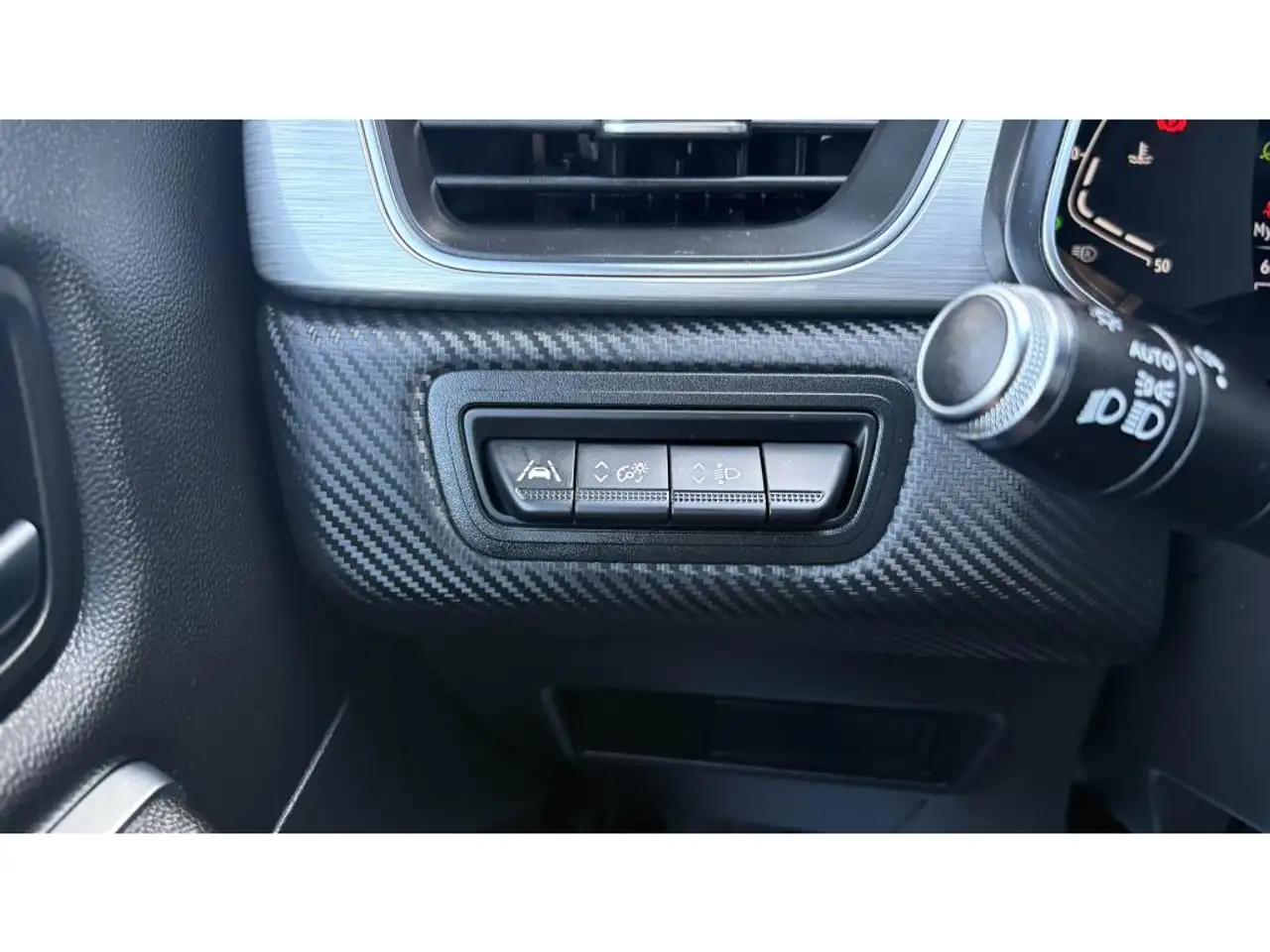 Renault Captur — photo 13