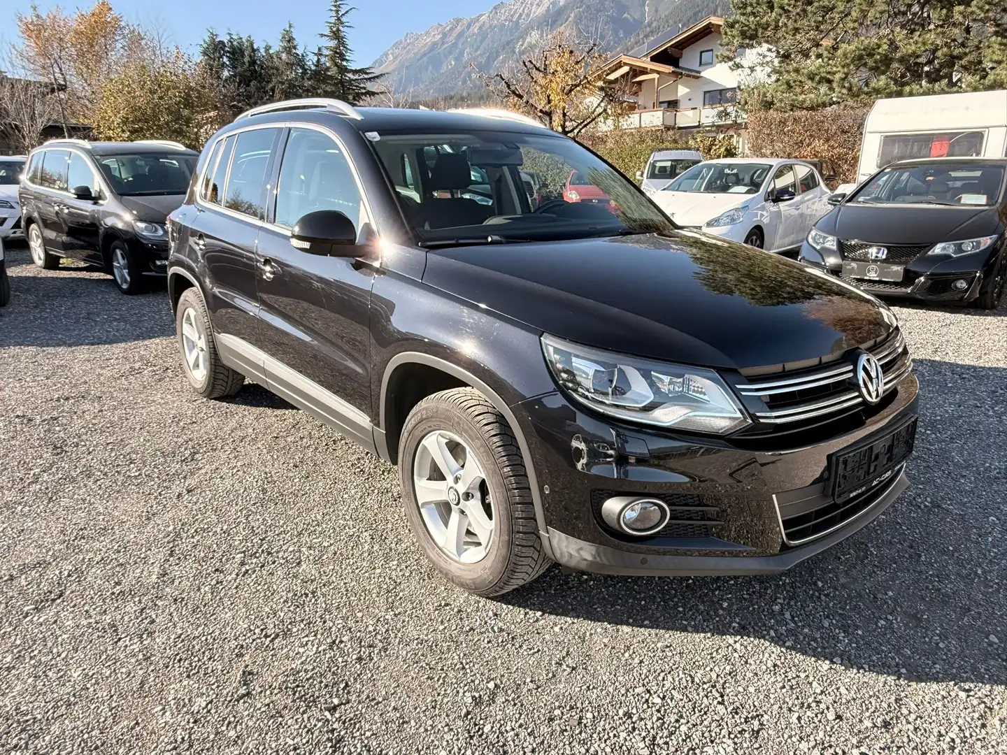 Volkswagen Tiguan Sport Schwarz - 1
