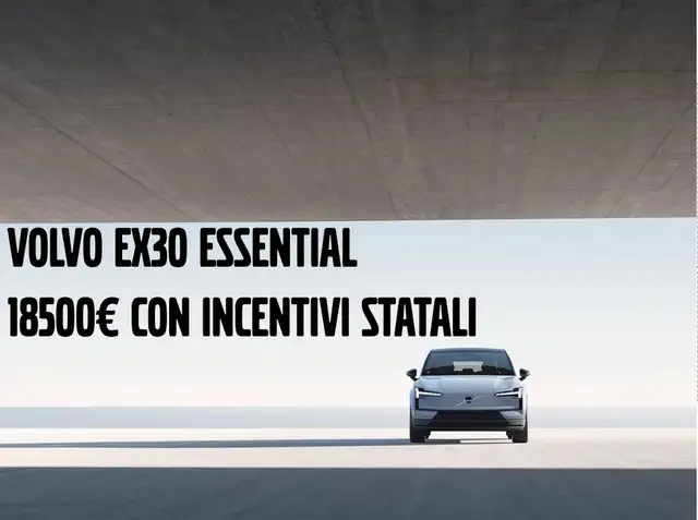 Volvo EX30 **-11000€ ECOINCENTIVI** Essential Single Motor