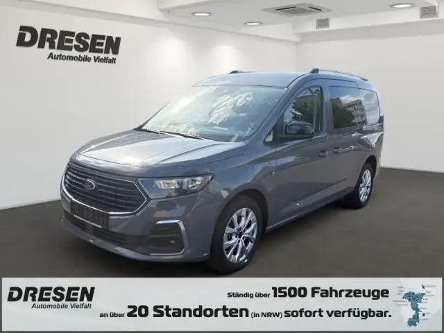 Ford Grand Tourneo PHEV Titanium Winterpaket + Carplay