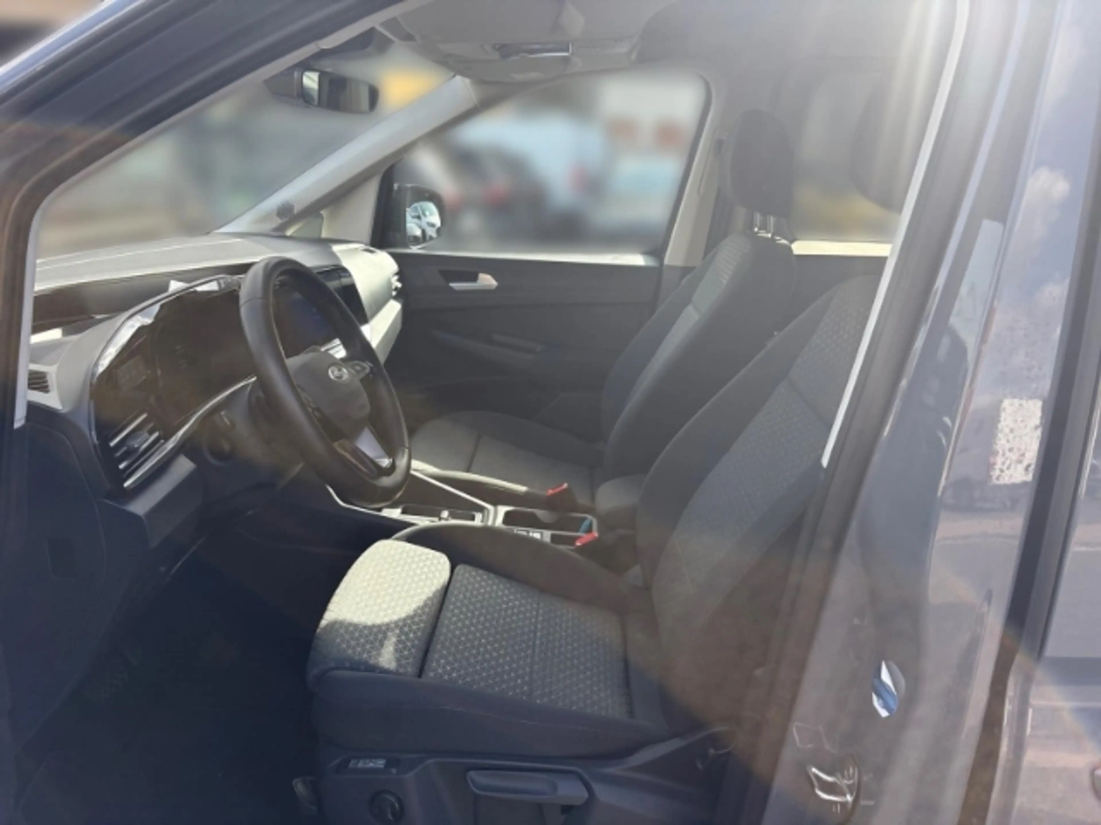 Ford Grand Tourneo PHEV Titanium Winterpaket + Carplay — photo 8
