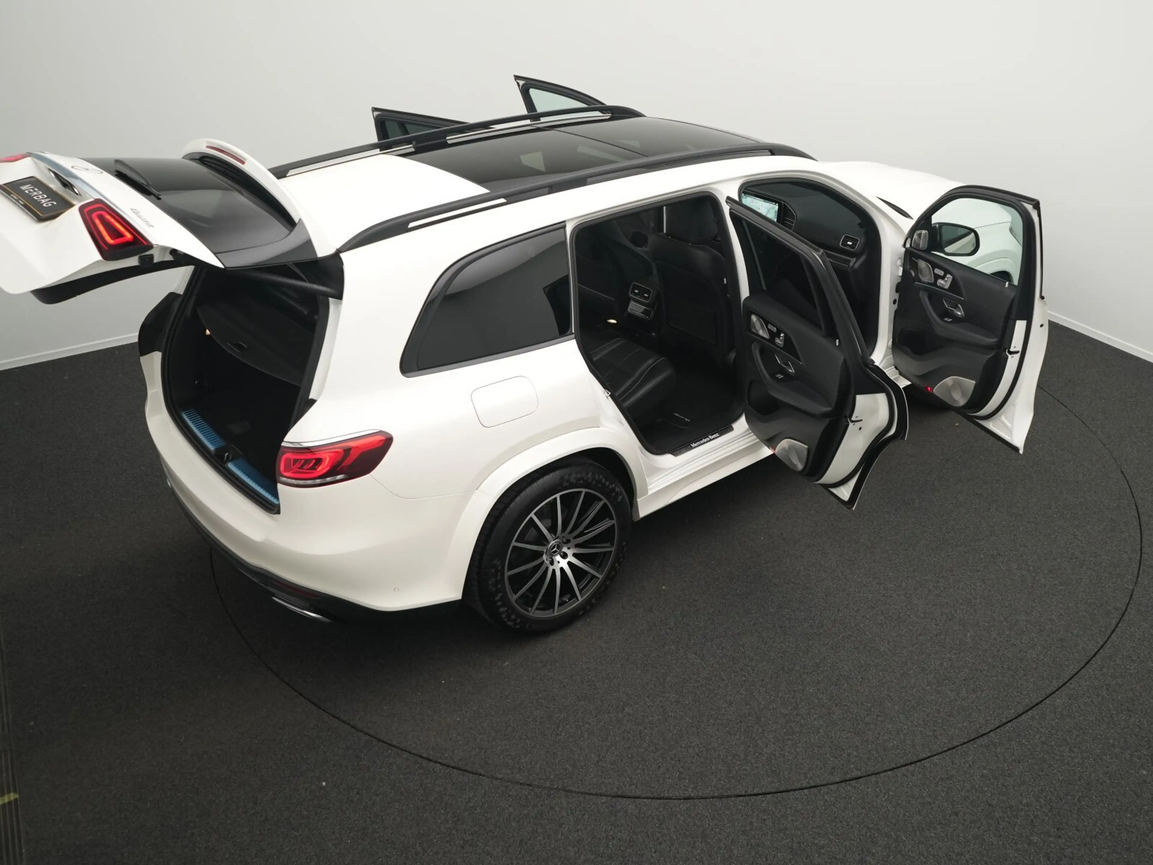 Mercedes-Benz GLS 400 GLS 400 d 4MATIC Pano+Multi+Airmatic+Night Navi/BC — photo 15
