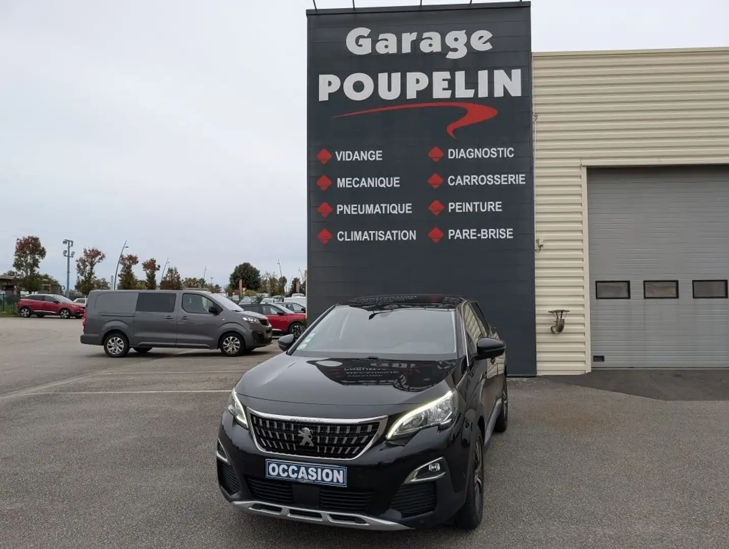 Peugeot 3008 1.5 BLUEHDI 130CH E6.C ALLURE S\u0026S Grau - 1