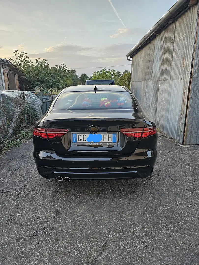 Jaguar XE D200 Aut. R-Dynamic Black - 2