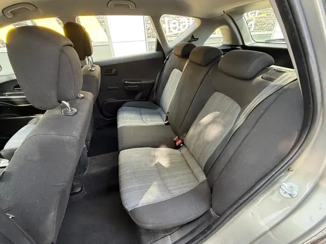 Kia Ceed view 13