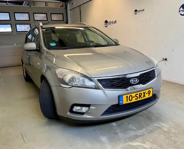 Kia Ceed view 5