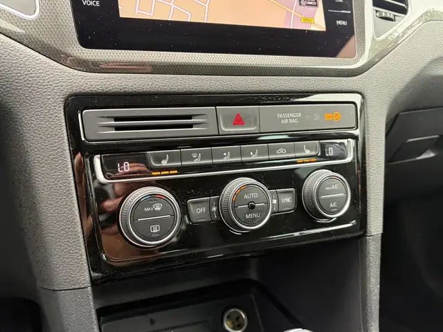 Volkswagen Golf Sportsvan view 7