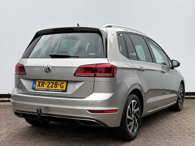 Volkswagen Golf Sportsvan view 13