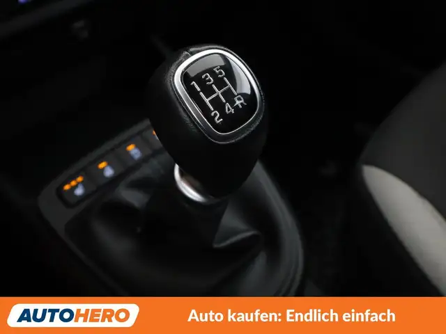Hyundai i10 view 27