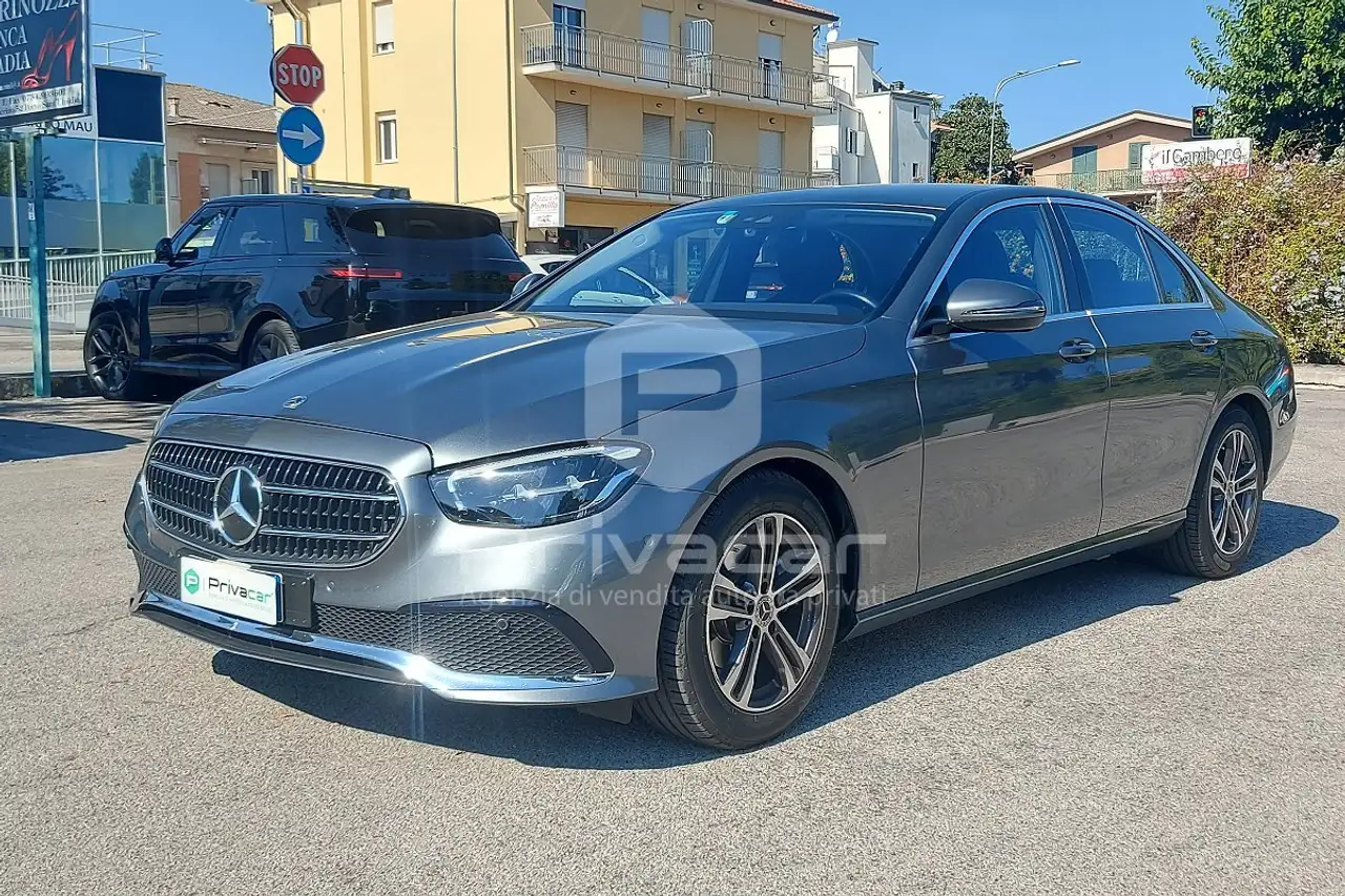 Mercedes-Benz E 200