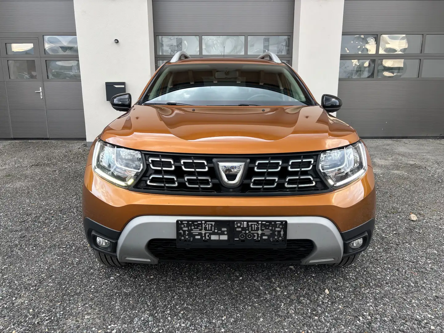 Dacia Duster Celebration 4WD Bronze - 2