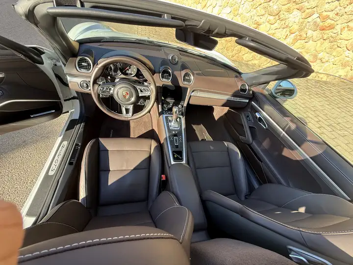 Porsche 718 BOXSTER GTS 4.0 2023, foto 10