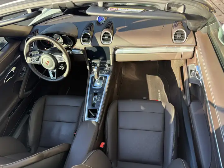 Porsche 718 BOXSTER GTS 4.0 2023, foto 12