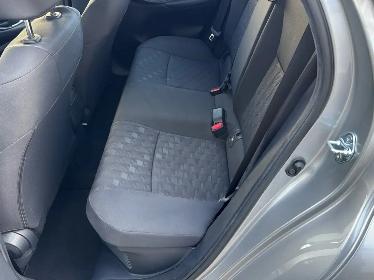 Toyota Yaris 1.5h Active, миниатюра 7