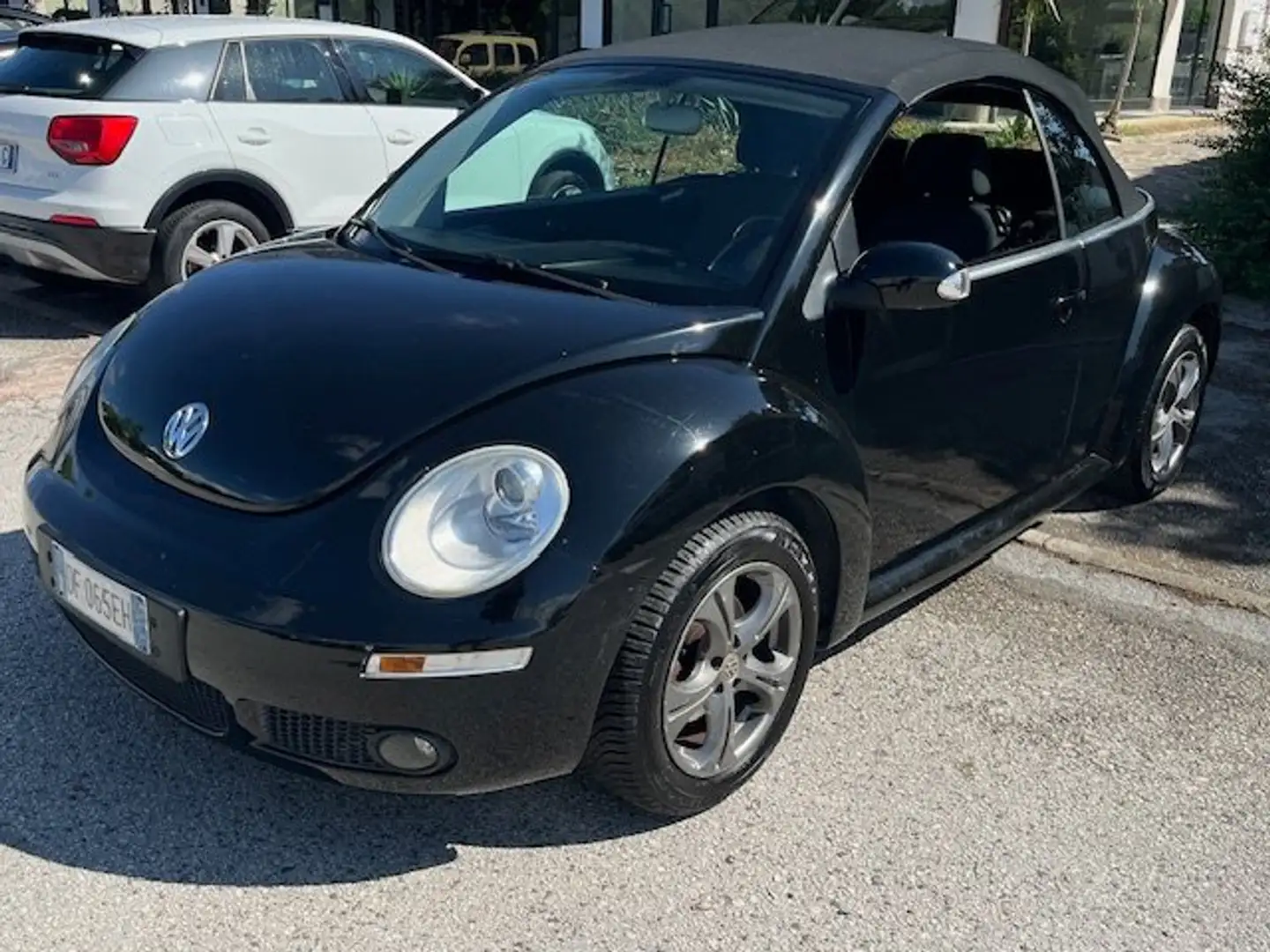 Volkswagen New Beetle New Beetle Cabrio 1.9 tdi 105cv Noir - 1