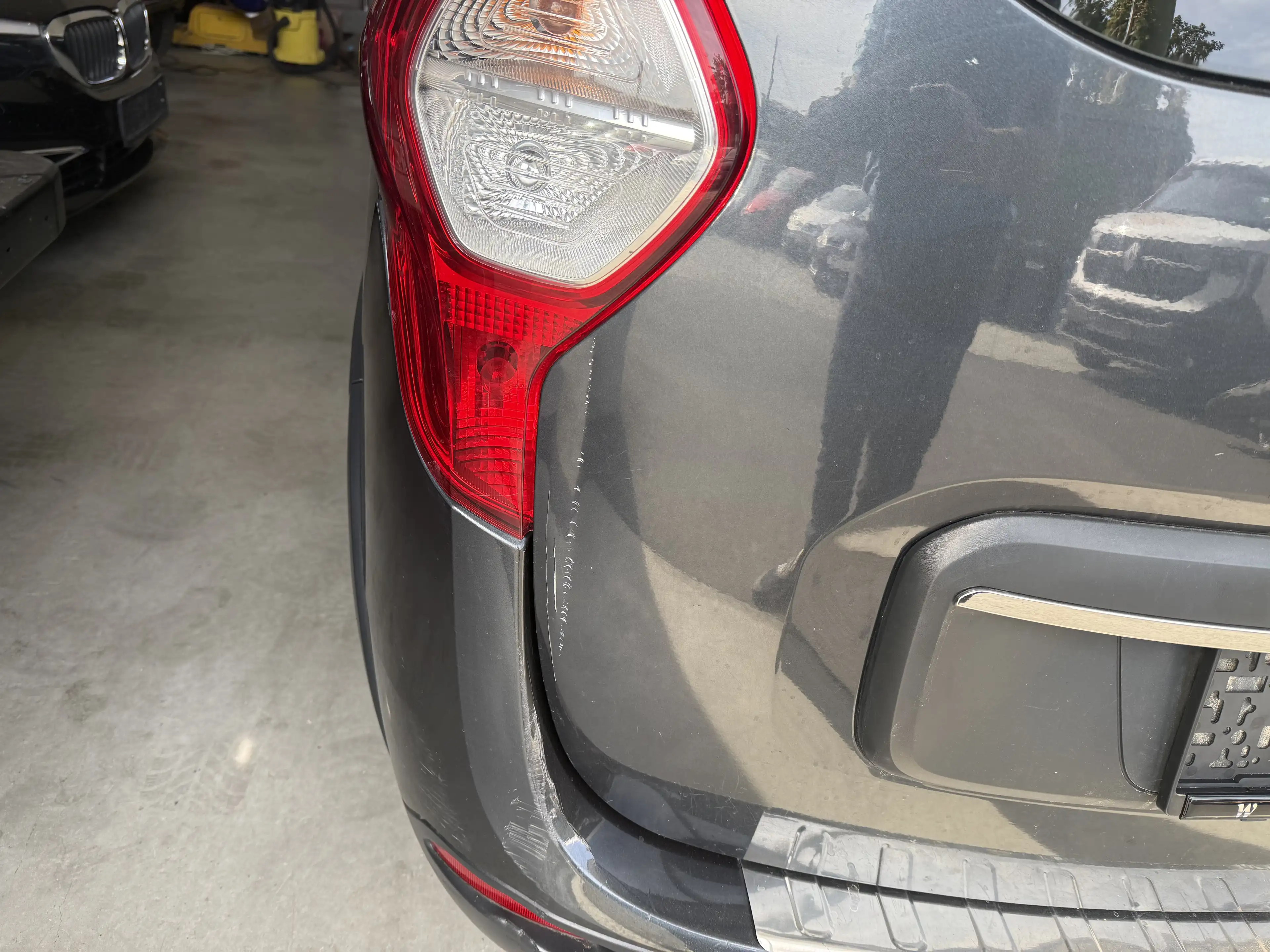 Dacia Lodgy — photo 3