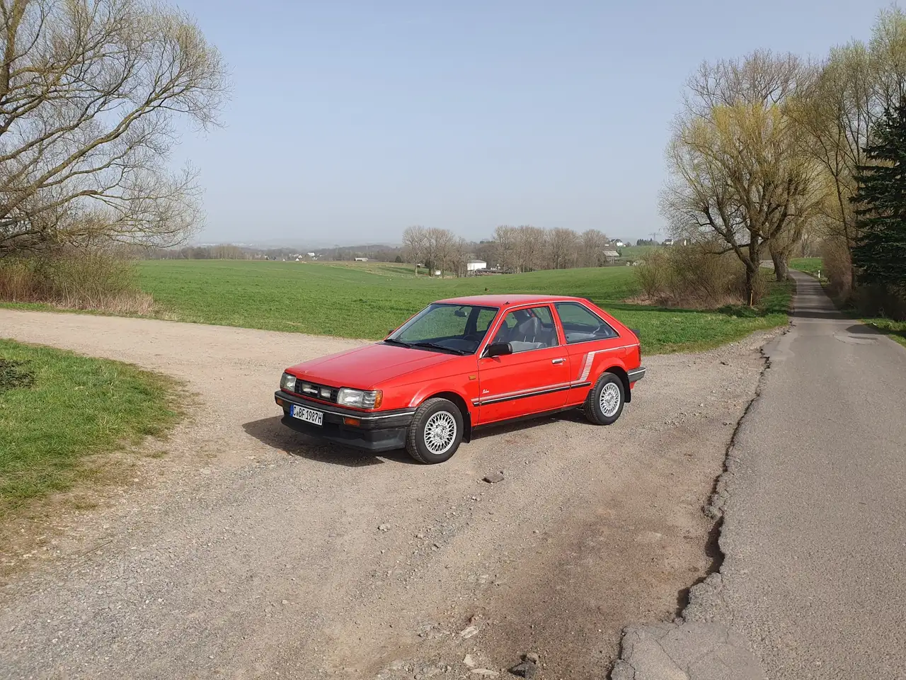 Mazda 323 1.3 LX, foto 3