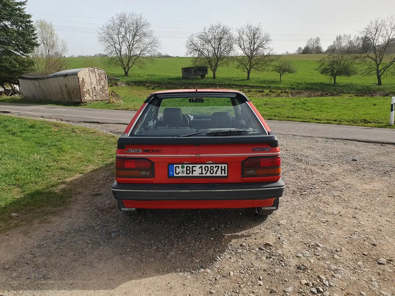 Mazda 323 1.3 LX, foto 6