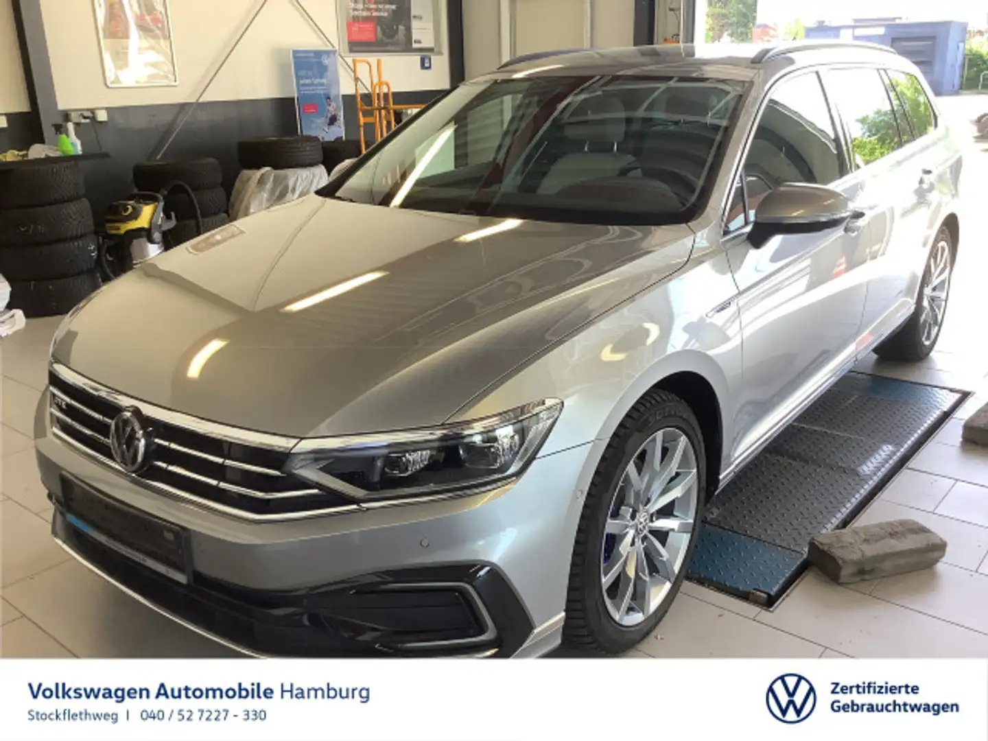 Volkswagen Passat Variant 1.4 TSI Hybrid GTE DSG Nav HeadUp Silber - 1
