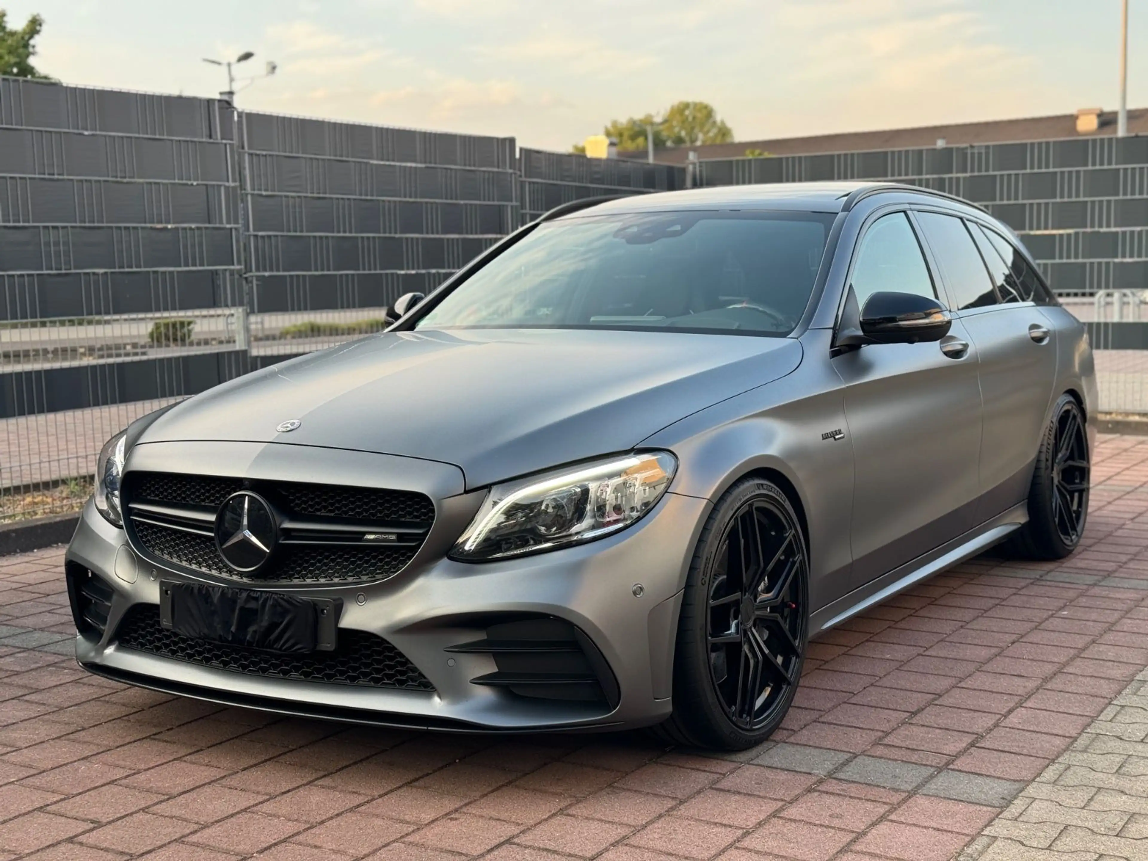 Mercedes-Benz C 43 AMG Aut. MATT/PERFOR-SCHALENSITZE/PANO/HEAD-UP/360°