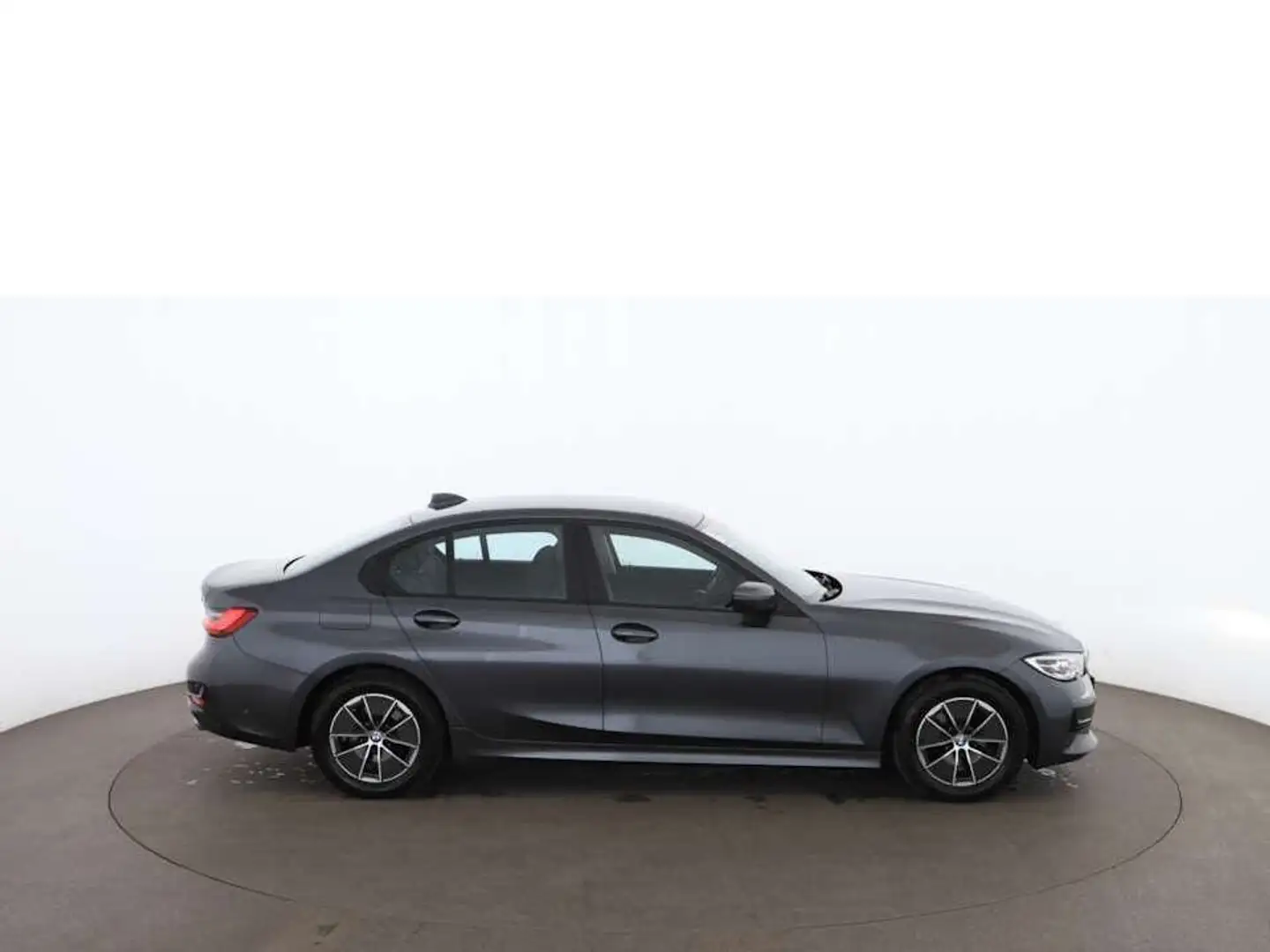 BMW 320 d Advantage LED NAVI LEDER H&K TEMP R-CAM Grau - 2