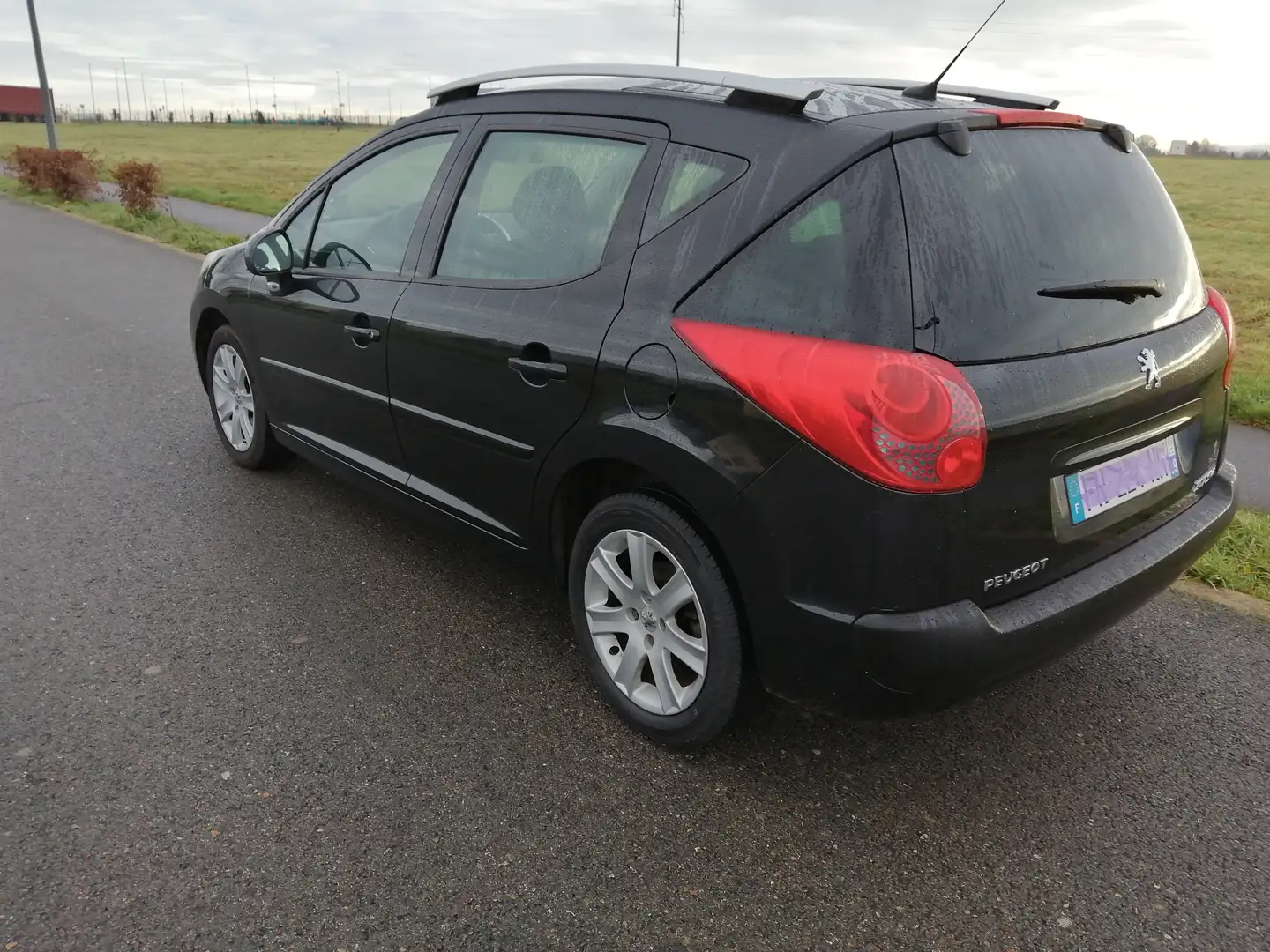 Peugeot 207 207 SW 1.6 VTi 16V 120ch Premium Noir - 2