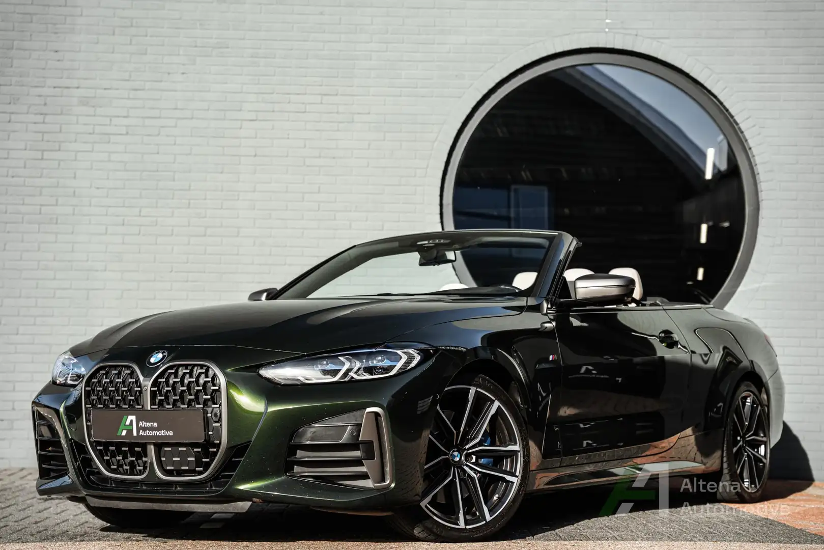 BMW 440 4-serie Cabrio M440i xDrive High Executive Harman Groen - 1