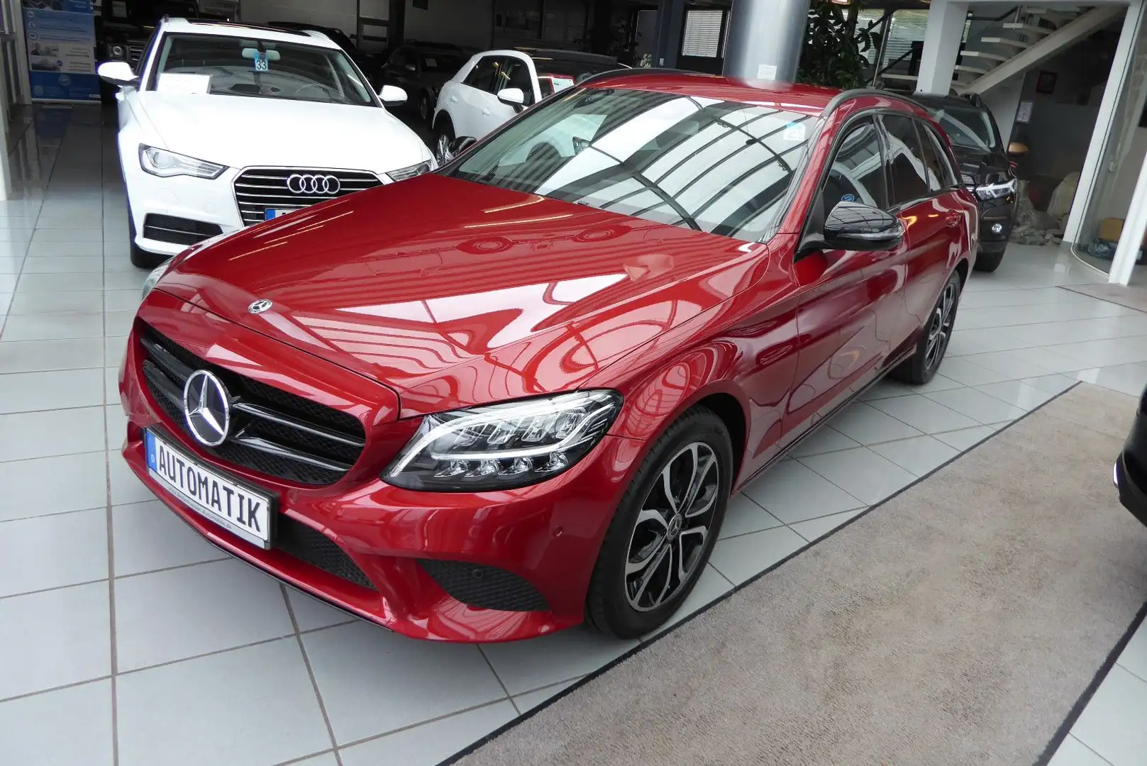 Mercedes-Benz C 200 d T Night-Paket Automatik Rot - 1