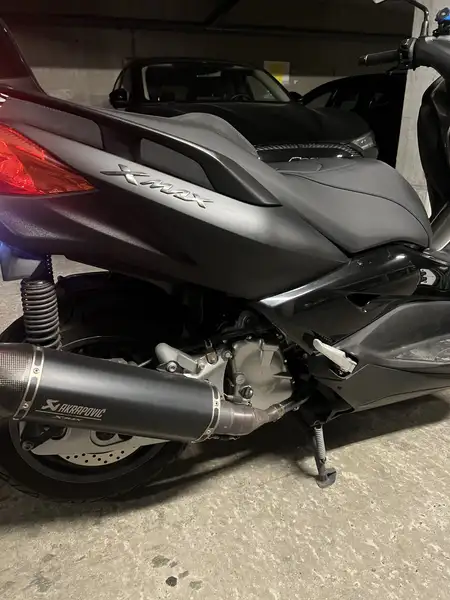 Yamaha X-Max 125 - foto 5