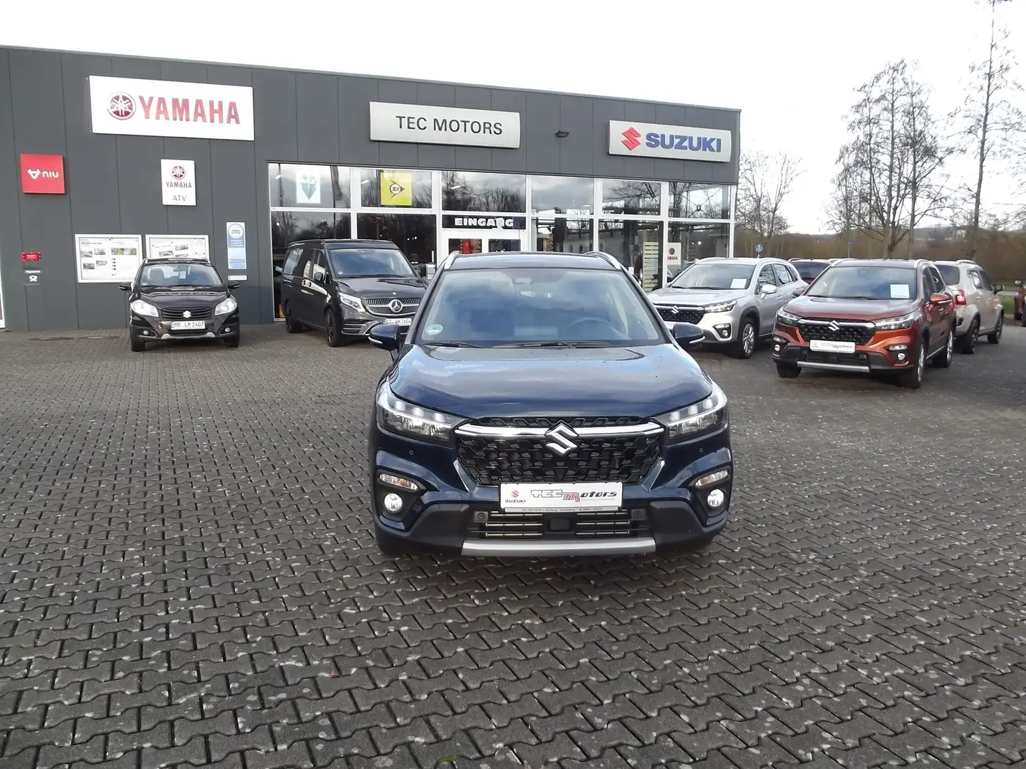 Suzuki S-Cross 1.4 Boosterjet Hybrid ALLGRIP Comfort Blauw - 1