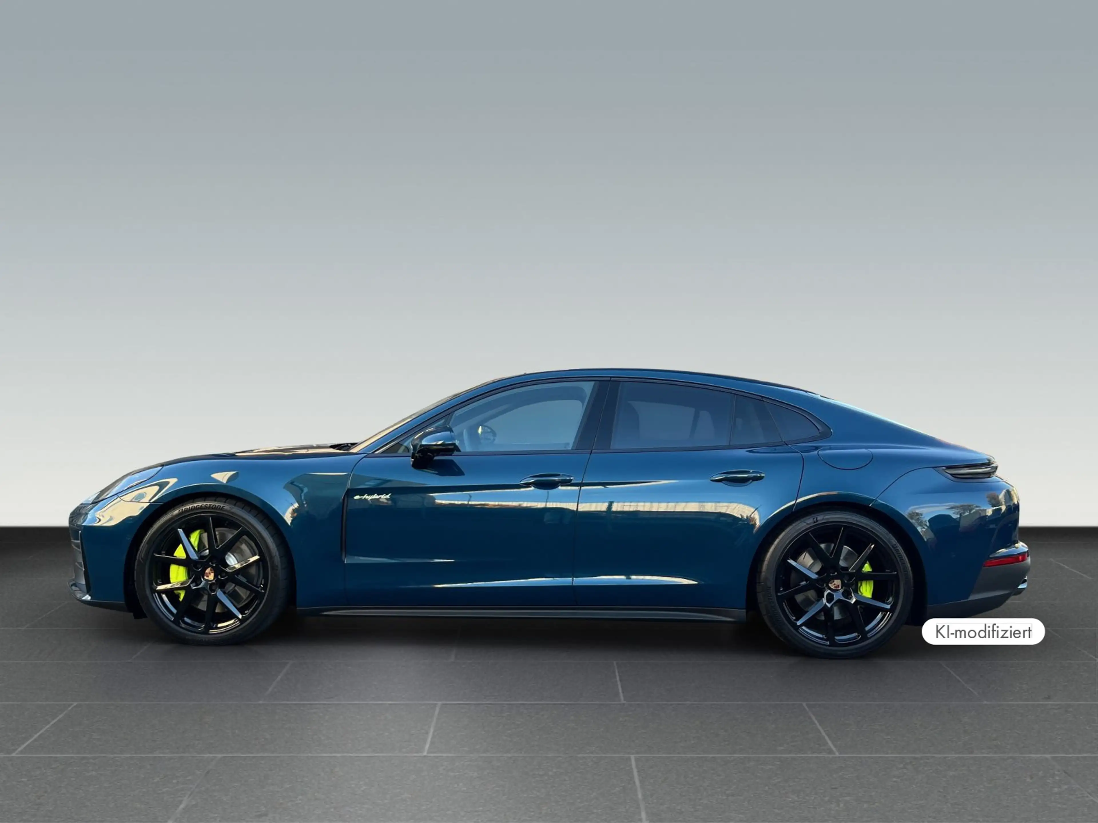 Porsche Panamera 4 E-Hybrid 21“,Headup,Pano,Sitzbel. — photo 2