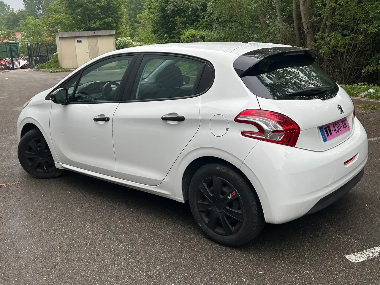 Peugeot 208 208 — photo 4