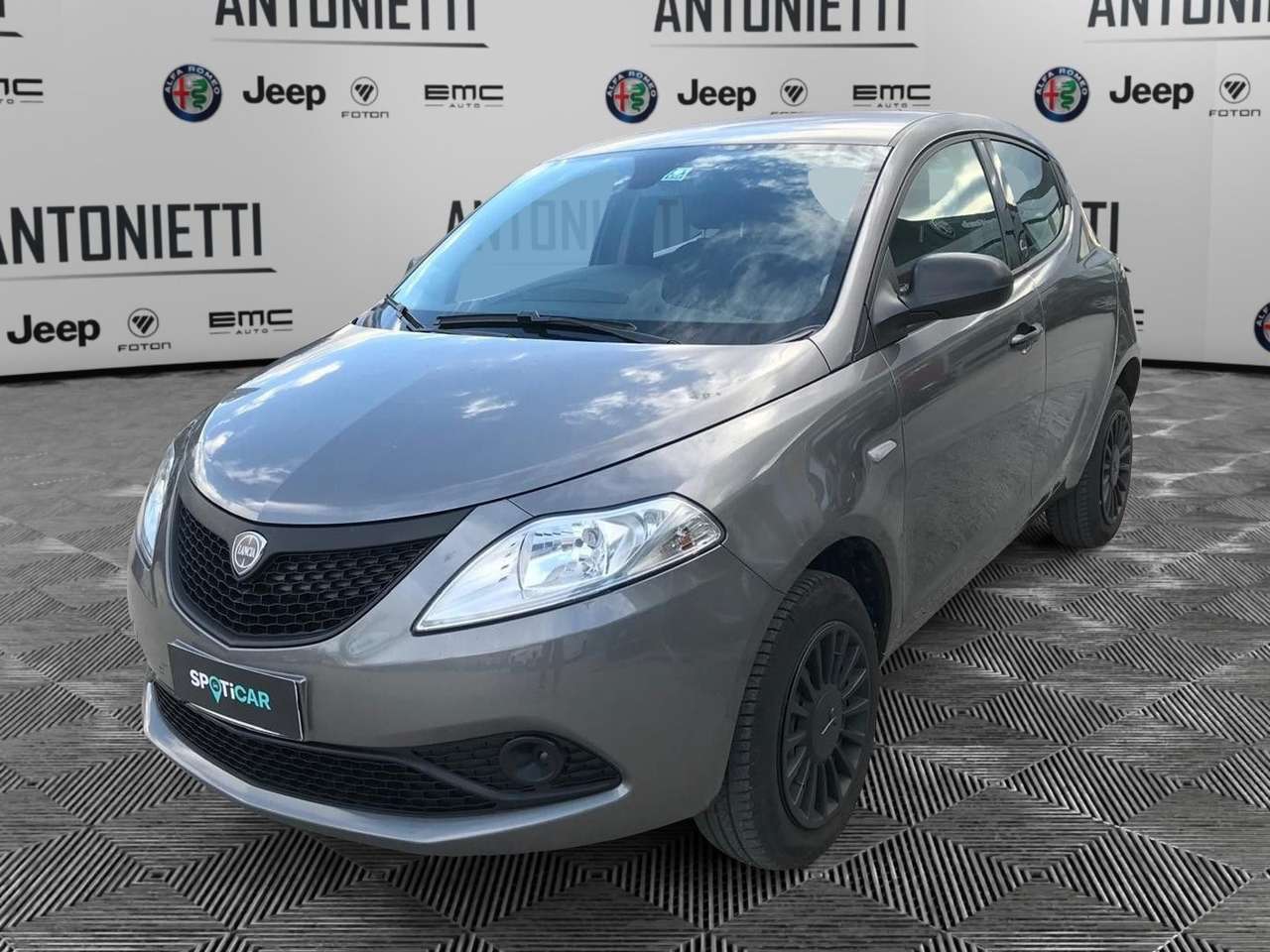 Lancia Ypsilon 0.9 TwinAir 70 CV 5 porte Metano Ecochic