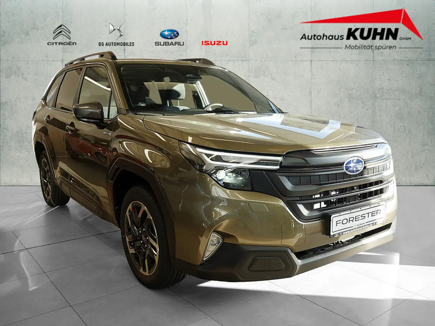Subaru Forester 2.0ie Exclusive ACC LED PANO 360° Зелений - 1