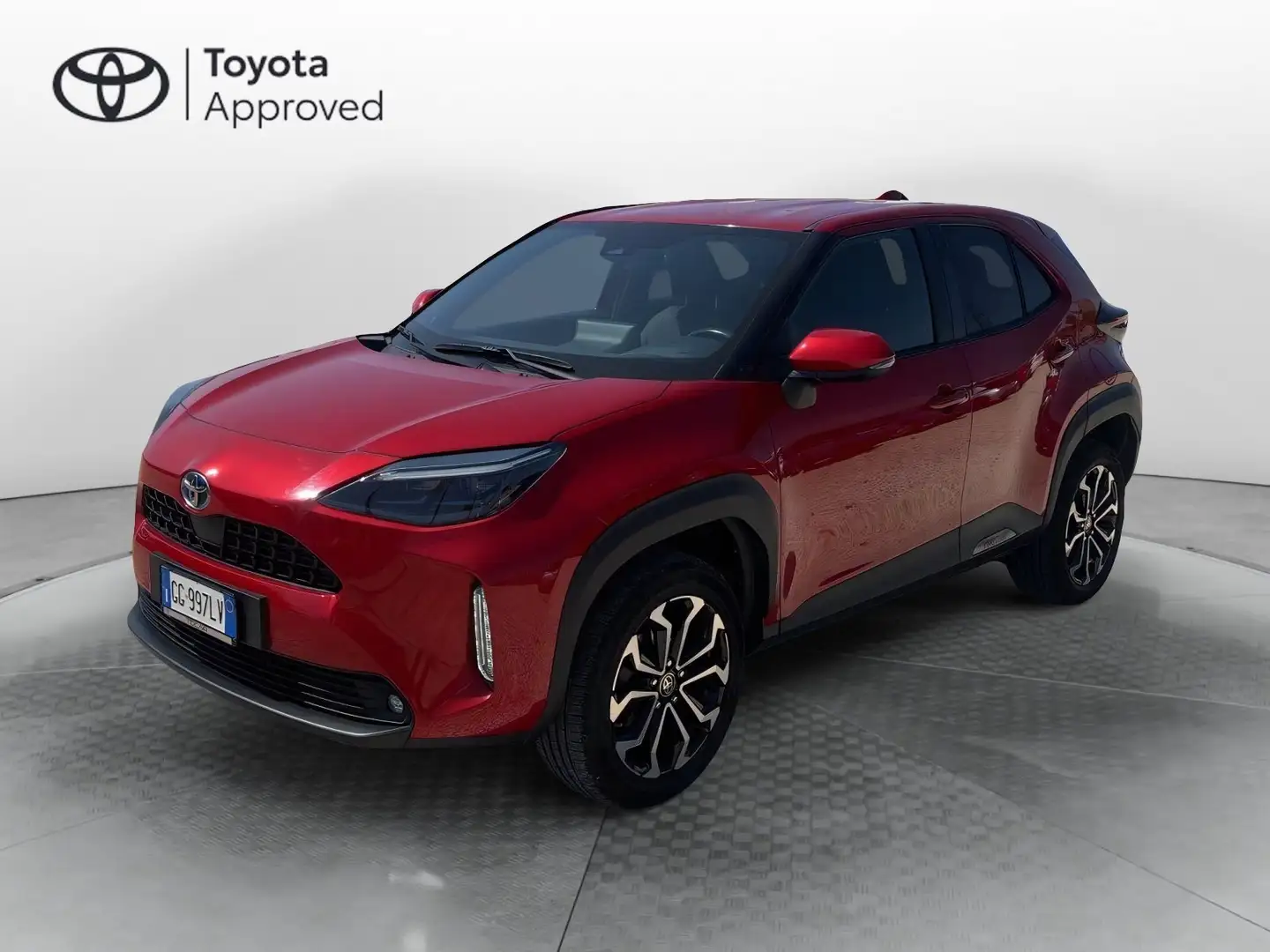Toyota Yaris Cross 1.5 Hybrid 5p. E-CVT Trend Červená - 1