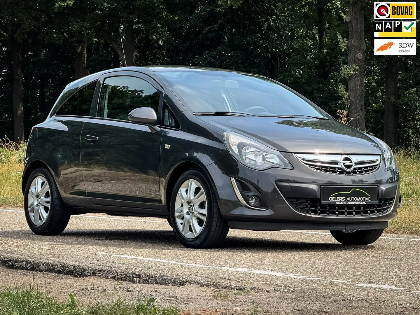 Opel Corsa 1.4-16V BlitZ | Org. NL! | Cruise | Navi | Metalic Grijs - 1