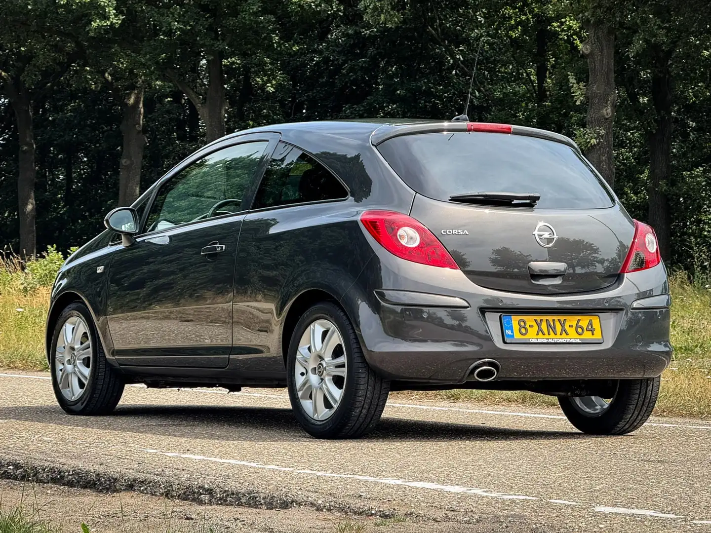 Opel Corsa 1.4-16V BlitZ | Org. NL! | Cruise | Navi | Metalic Grijs - 2