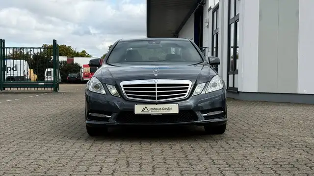 Mercedes-Benz E-Class view 2