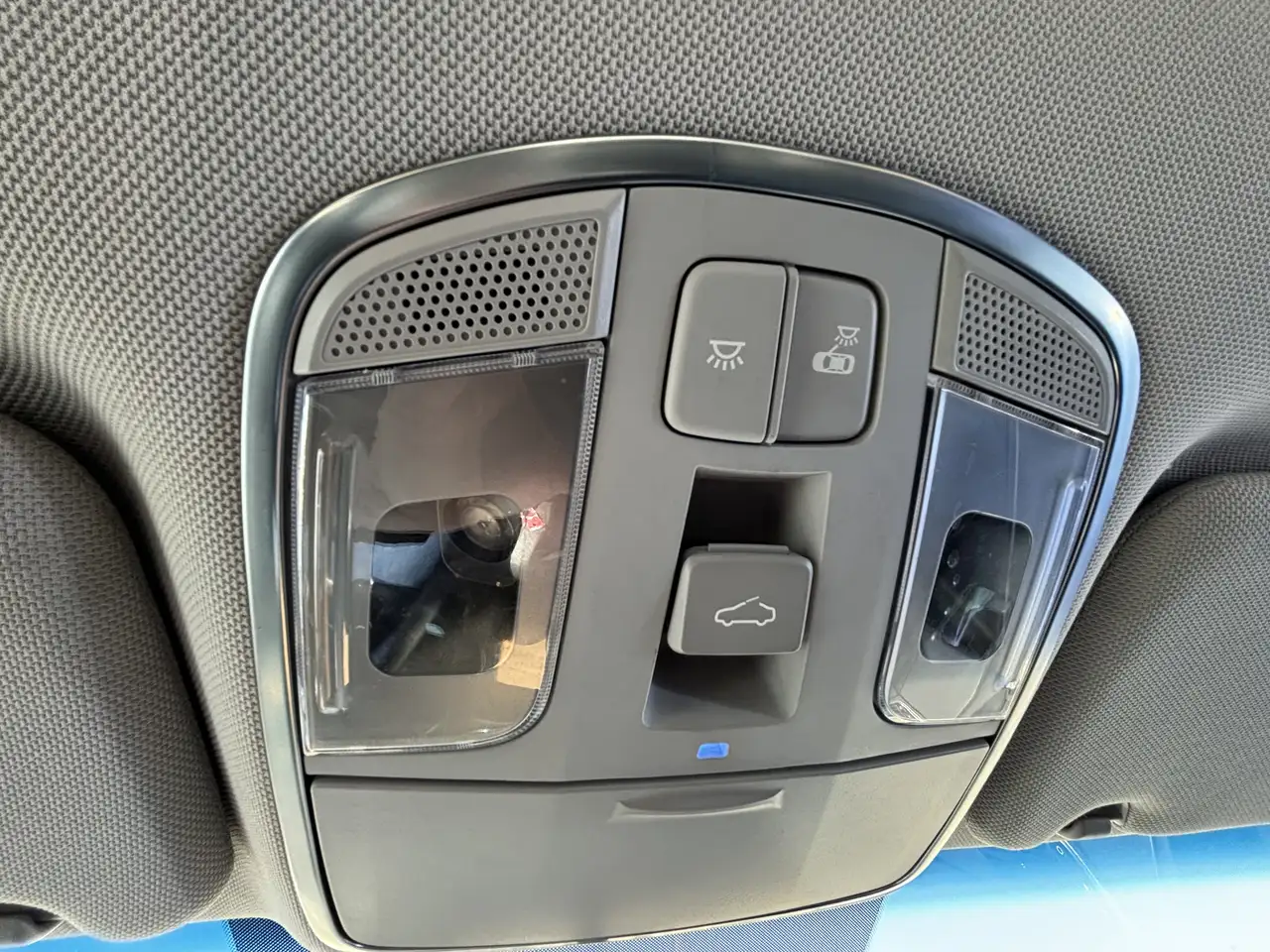 Hyundai SONATA снимка Hyundai SONATA